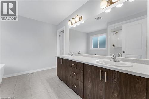778 Bradford Avenue, Fort Erie, ON - Indoor Photo Showing Bathroom