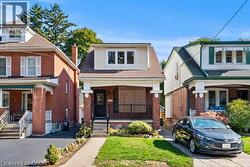105 ROTHSAY Avenue  Hamilton, ON L8M 3G3