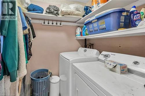 94 Sutherland Street W, Caledonia, ON - Indoor Photo Showing Laundry Room