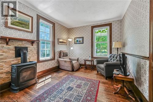 94 Sutherland Street W, Caledonia, ON - Indoor Photo Showing Living Room With Fireplace
