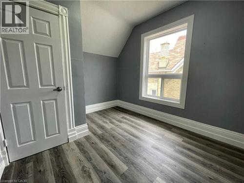 49 Madison Avenue N, Kitchener, ON - Indoor Photo Showing Other Room