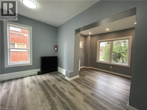 49 Madison Avenue N, Kitchener, ON - Indoor Photo Showing Other Room