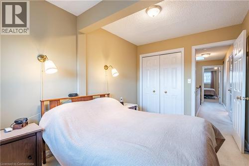 53 Myrtle Avenue, St. Catharines, ON - Indoor Photo Showing Bedroom