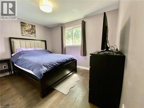 6 Adler Avenue, Hamilton, ON - Indoor Photo Showing Bedroom