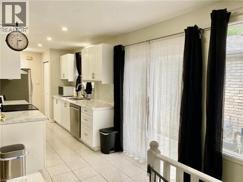 6 Adler Avenue, Hamilton, ON - Indoor Photo Showing Kitchen