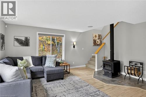 152B Wannamaker Road, Stirling, ON - Indoor Photo Showing Living Room