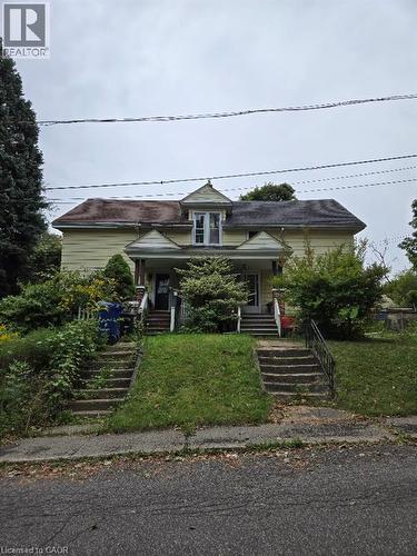 4340 ELGIN Street  Niagara Falls, ON L2E 2X8