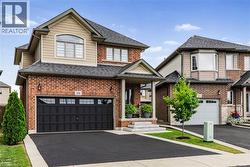 209 ECHOVALLEY Drive  Stoney Creek, ON L8J 0H1