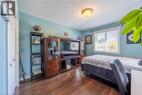 66 Yarmouth Drive, London, ON - Indoor Photo Showing Bedroom
