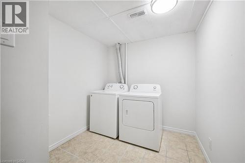 179 Traynor Avenue, Kitchener, ON - Indoor Photo Showing Laundry Room
