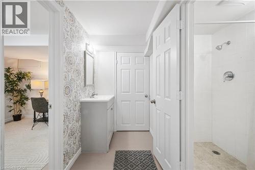 179 Traynor Avenue, Kitchener, ON - Indoor