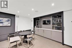 Building Party Room - 