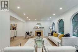 170 CAVENDISH Court  Oakville, ON L6J 5S2