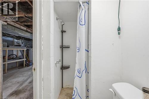 39 Burlington Street E, Hamilton, ON - Indoor Photo Showing Bathroom