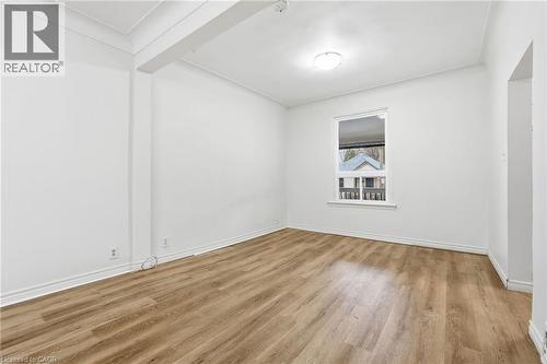 39 Burlington Street E, Hamilton, ON - Indoor Photo Showing Other Room
