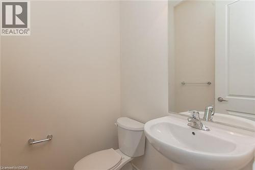 50 Shoreacres Drive, Kitchener, ON - Indoor Photo Showing Bathroom