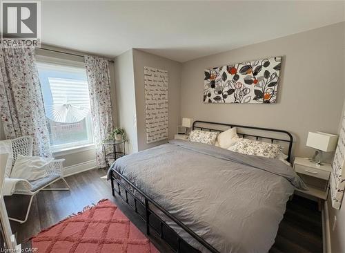 691 Wilson Street, Hamilton, ON - Indoor Photo Showing Bedroom