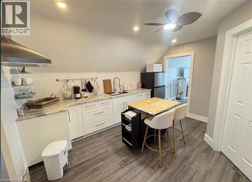 691 Wilson Street, Hamilton, ON - Indoor