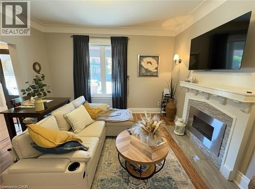 691 Wilson Street, Hamilton, ON - Indoor Photo Showing Living Room With Fireplace