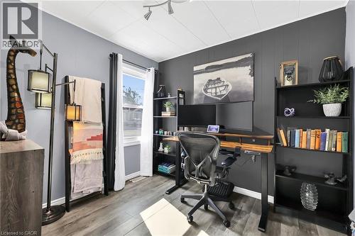 104 Southworth Street, Welland, ON - Indoor Photo Showing Office