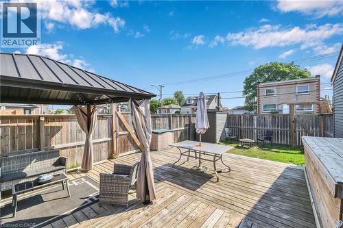 104 Southworth Street, Welland, ON - Outdoor With Deck Patio Veranda