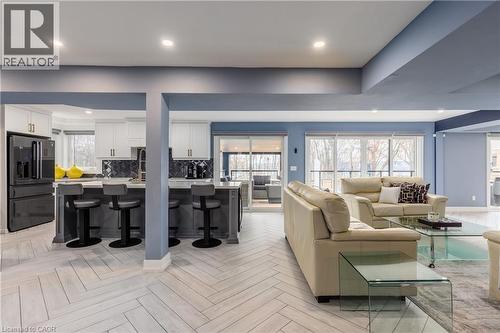 676 Bayshore Boulevard, Burlington, ON - Indoor Photo Showing Other Room