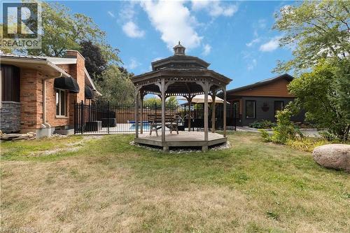 232 Paris Road E, Brantford, ON - Outdoor