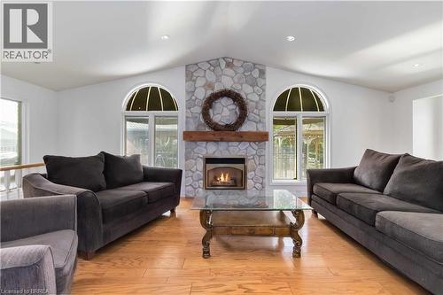 232 Paris Road E, Brantford, ON - Indoor Photo Showing Living Room With Fireplace