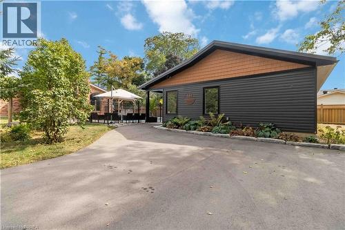 232 Paris Road E, Brantford, ON - Outdoor