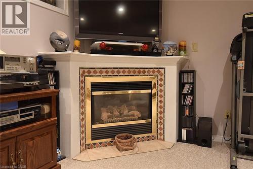11 Jacqueline Boulevard, Hamilton, ON - Indoor Photo Showing Living Room With Fireplace