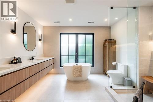5135 Mulberry Drive, Burlington, ON - Indoor Photo Showing Bathroom