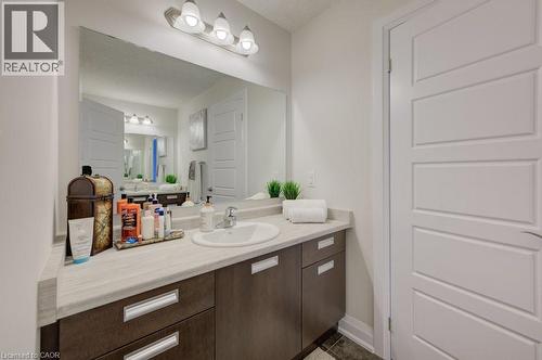 43 Greyhawk Street, Kitchener, ON - Indoor Photo Showing Bathroom