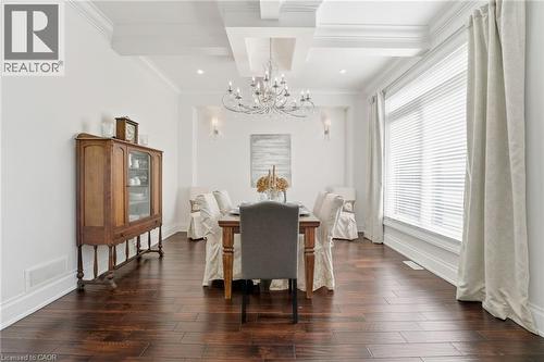 855 Avenue Road, Cambridge, ON - Indoor Photo Showing Dining Room