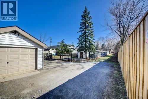 458 Upper Wentworth Street, Hamilton, ON - Outdoor