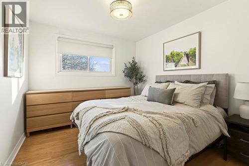 7 Prince Charles Drive, St. Catharines, ON - Indoor Photo Showing Bedroom