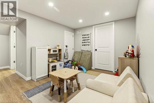 7 Prince Charles Drive, St. Catharines, ON - Indoor Photo Showing Other Room