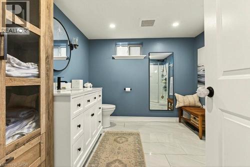 7 Prince Charles Drive, St. Catharines, ON - Indoor