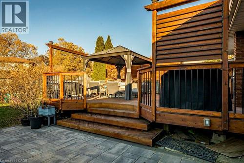 7 Prince Charles Drive, St. Catharines, ON - Outdoor With Deck Patio Veranda