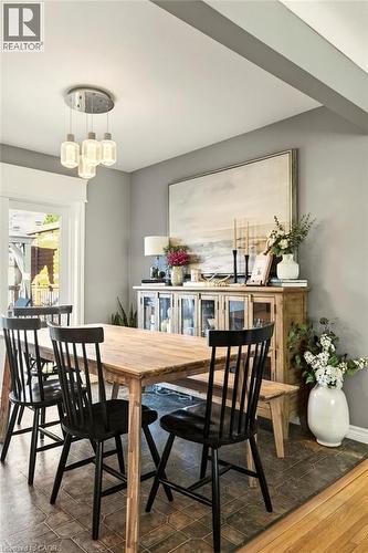 7 Prince Charles Drive, St. Catharines, ON - Indoor Photo Showing Dining Room