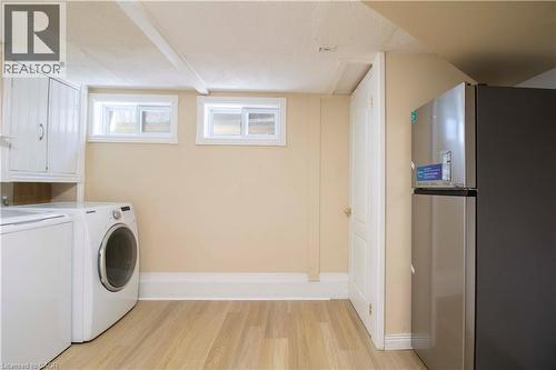 187 Clover Place, Kitchener, ON - Indoor Photo Showing Laundry Room