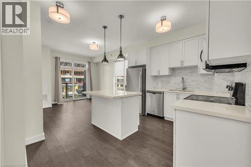2486 Old Bronte Road Unit# 520, Oakville, ON - Indoor Photo Showing Kitchen With Stainless Steel Kitchen With Upgraded Kitchen