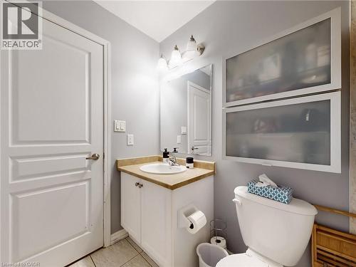 597 Speyer Circle, Milton, ON - Indoor Photo Showing Bathroom