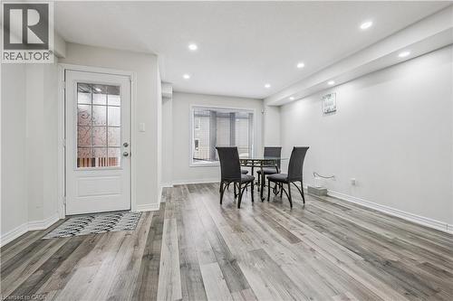 390 Linden Drive, Cambridge, ON - Indoor Photo Showing Dining Room