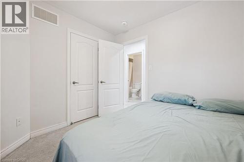 390 Linden Drive, Cambridge, ON - Indoor Photo Showing Bedroom