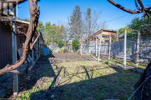 136 Wellington Street N, Kitchener, ON - Outdoor