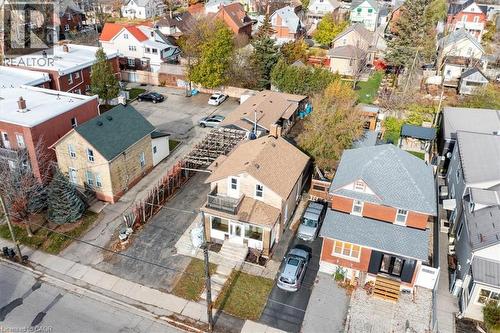 136 Wellington Street N, Kitchener, ON - Outdoor