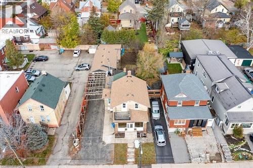 136 Wellington Street N, Kitchener, ON - Outdoor