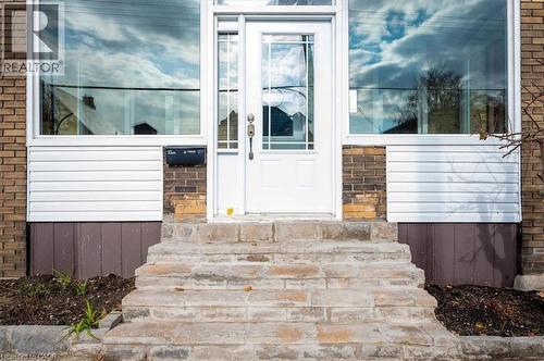 136 Wellington Street N, Kitchener, ON - Outdoor