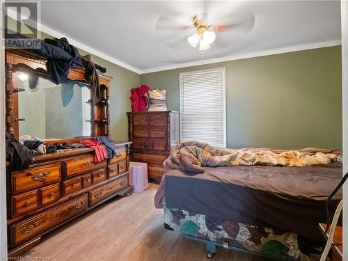567 Killaly St Street E, Port Colborne, ON - Indoor Photo Showing Bedroom