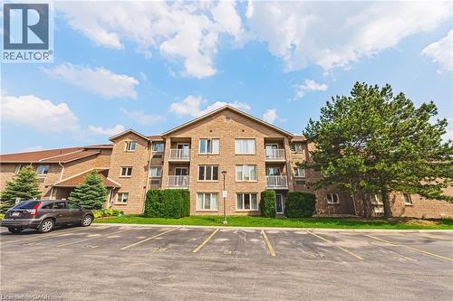 3050 PINEMEADOW Drive Unit# 30  Burlington, ON L7M 3X5